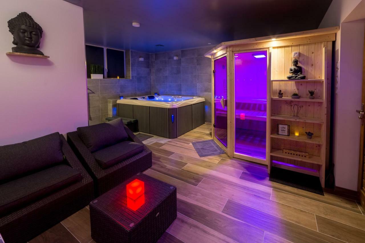 Autrement Spa Avelin ภายนอก รูปภาพ